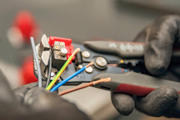 Best Industrial Electrical Services  in Cedar Hill, TX