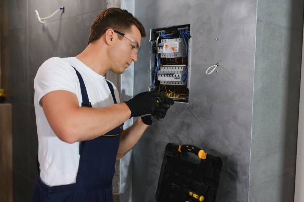 Best Emergency Electrical Repair  in Cedar Hill, TX
